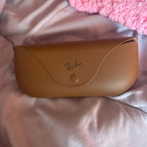 Ray-Ban Tan/Brown Leather Sunglasses Case